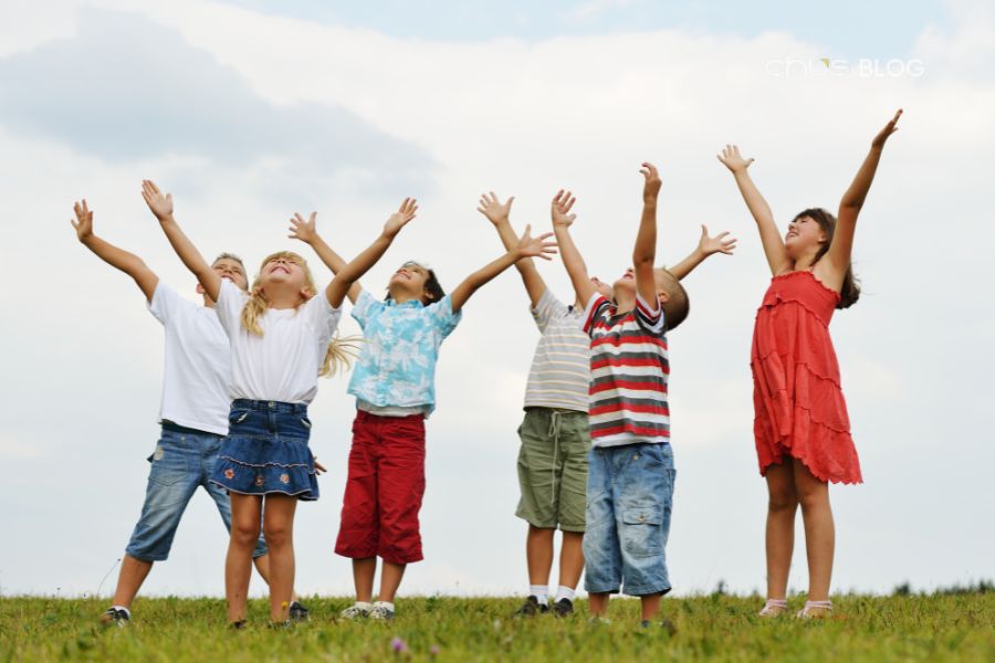 Children from many countries participating in commemorative activities