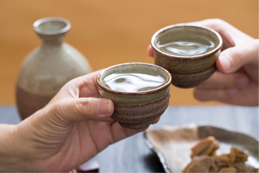 7. rượu sake, rượu gạo