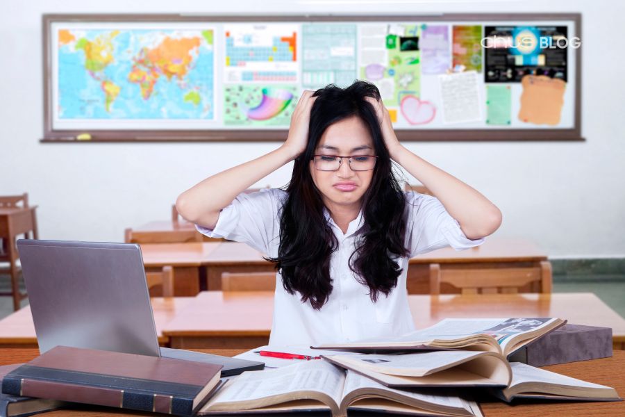 Học sinh áp dụng phương pháp ôn thi hiệu quả cho học sinh cuối cấp với kỹ thuật tập trung cao độ để tối ưu