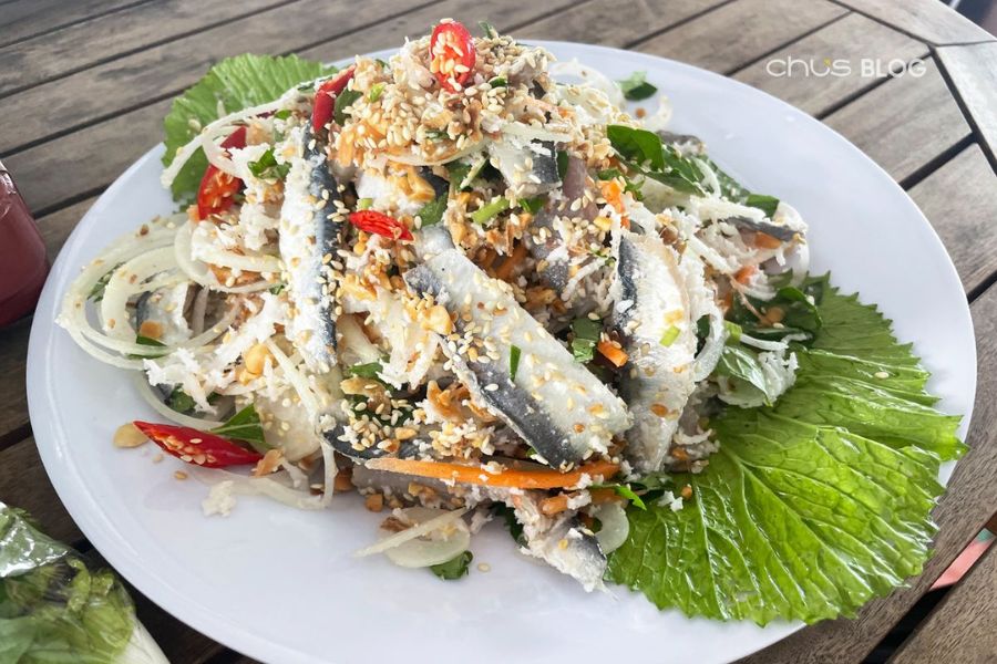 Gỏi cá trích Phú Quốc tươi ngon - Hương vị đặc trưng khó quên của đảo ngọc