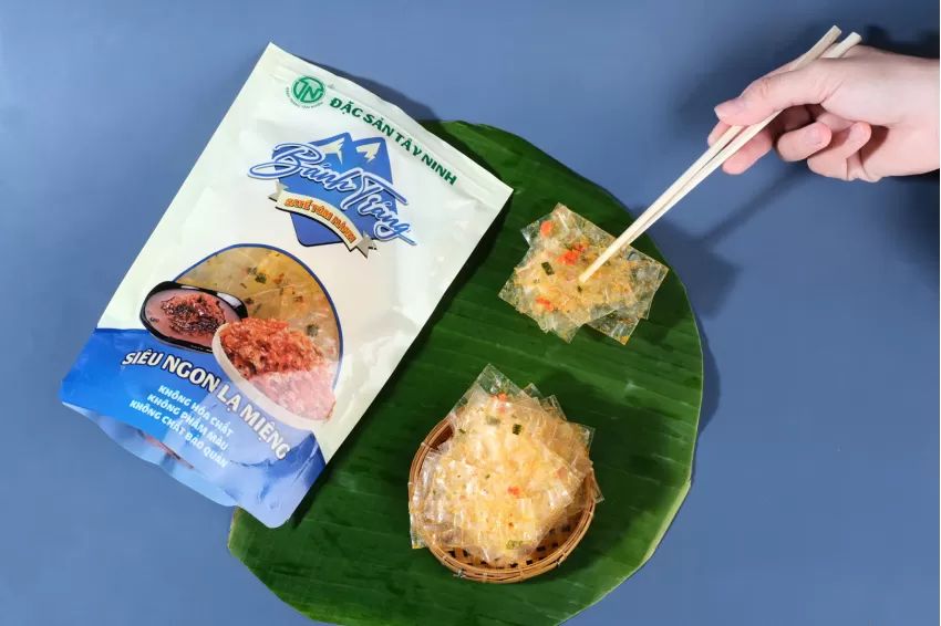 Image 05. Tay Ninh is the land of distinctive long-stacked thin rice papers