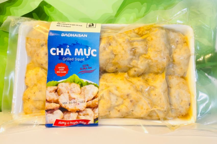 Squid patties are tightly packaged to become Vietnamese specialties you can buy online 