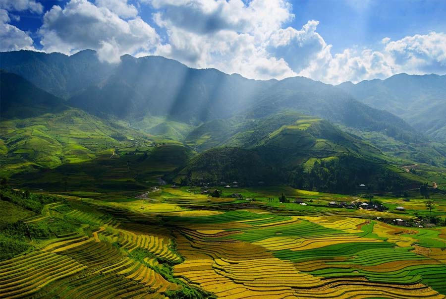 Dreamlike scenery at Pu Luong