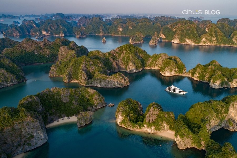 Sự kết hợp hoàn hảo giữa núi và biển tại Cát Bà - Trải nghiệm biển đảo yên bình miền Bắc