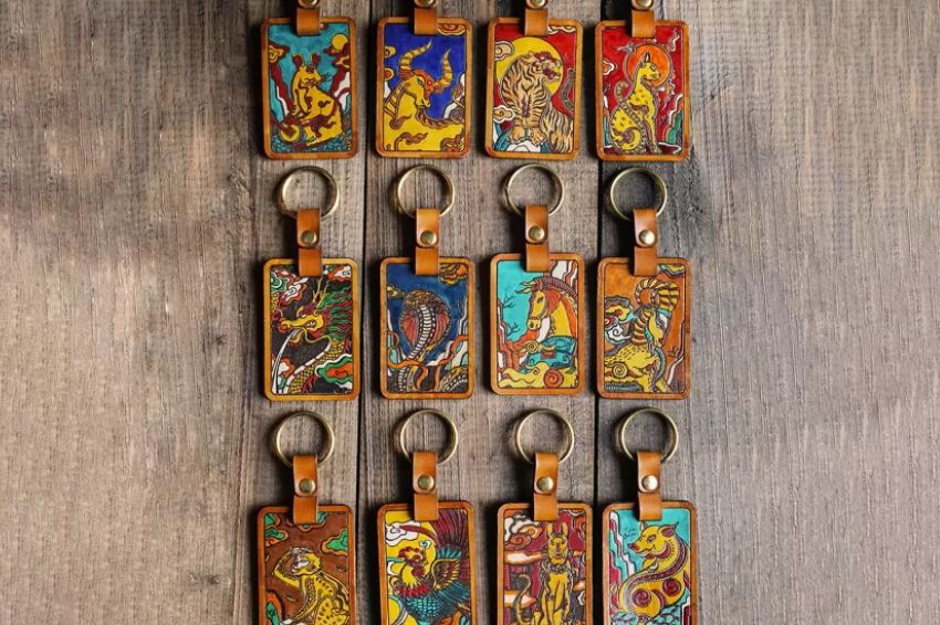 Personalized keychains carry Vietnamese cultural symbols wherever they go