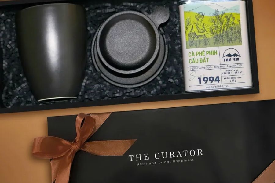 "Just Coffee" gift box with coffee filter and elegant black ceramic cup