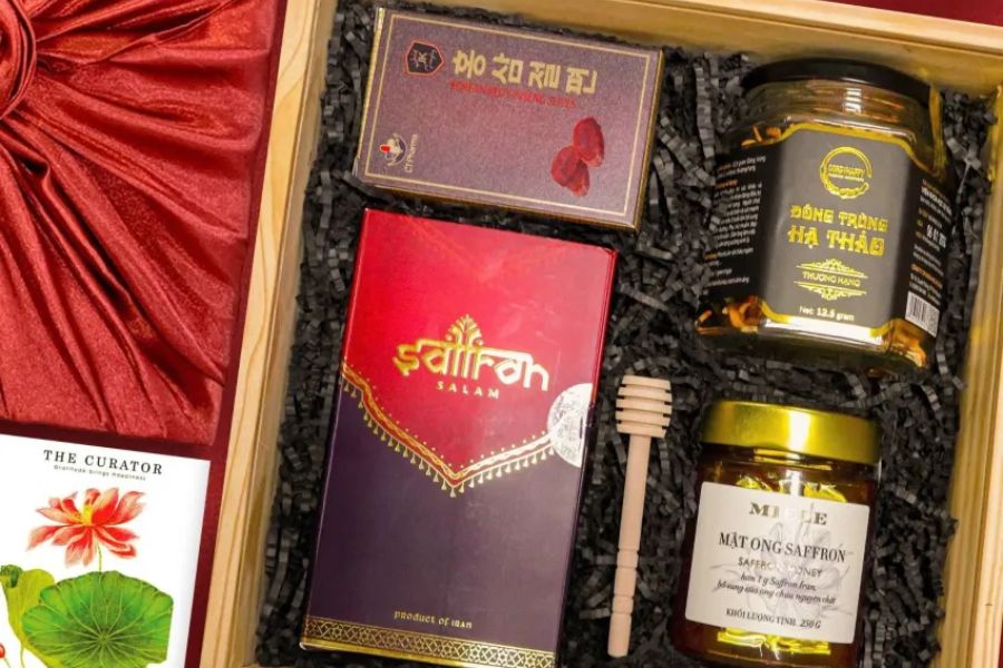 "Phuc An Khang" Premium gift set in luxurious wooden box