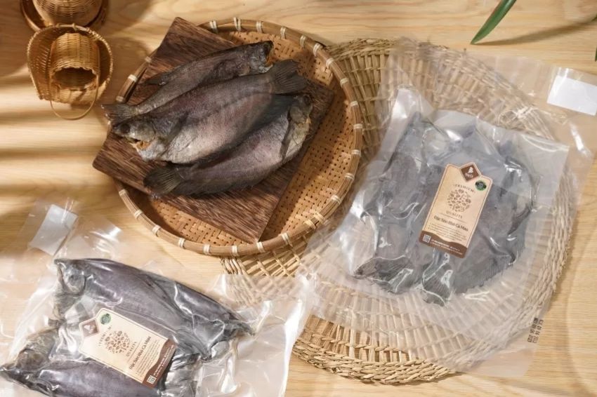 Ảnh 04. Khô cá thơm ngon, nhưng lại không hợp vào tháng cô hồn