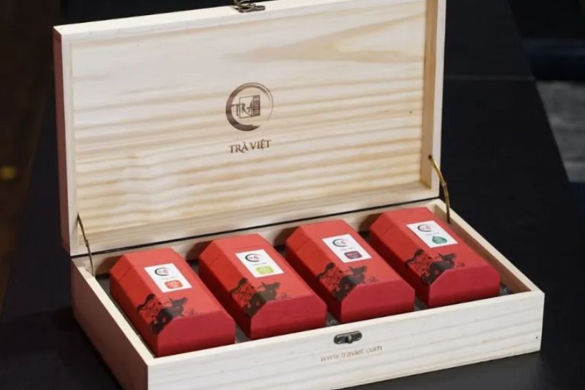 Ảnh 05. Hộp trà cao cấp, gửi trọn sự tri ân chân thành đến đối tác