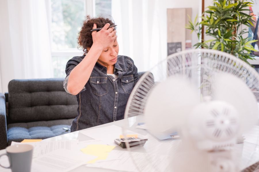1 Giải nhiệt mùa hè khi làm việc để giữ tinh thần thoải mái, lao động hiệu quả hơn