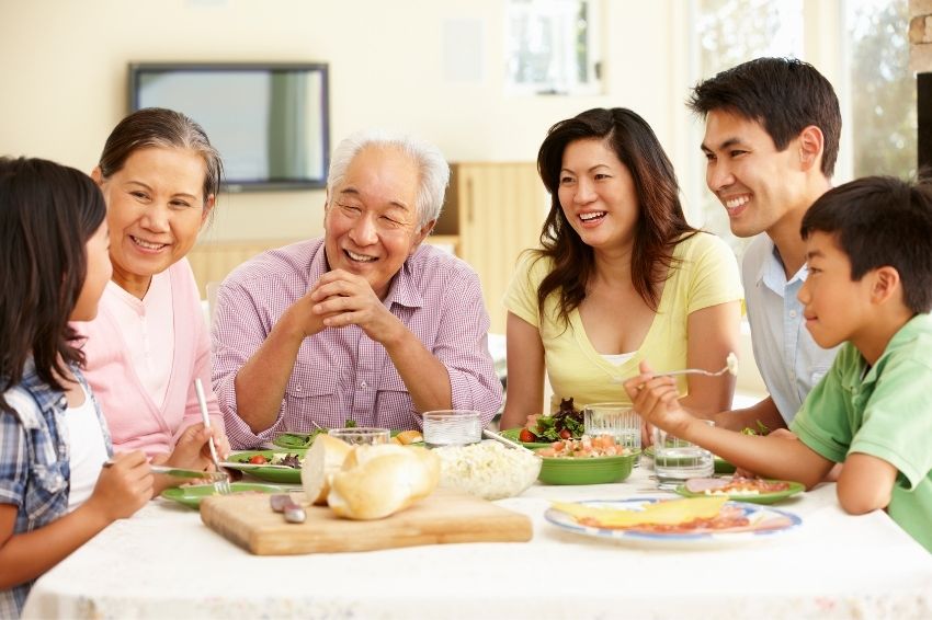 Give gifts to dad right in familiar corners while still creating emotional moments
