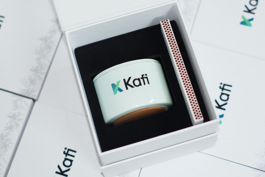 many people love personalize corporate gift