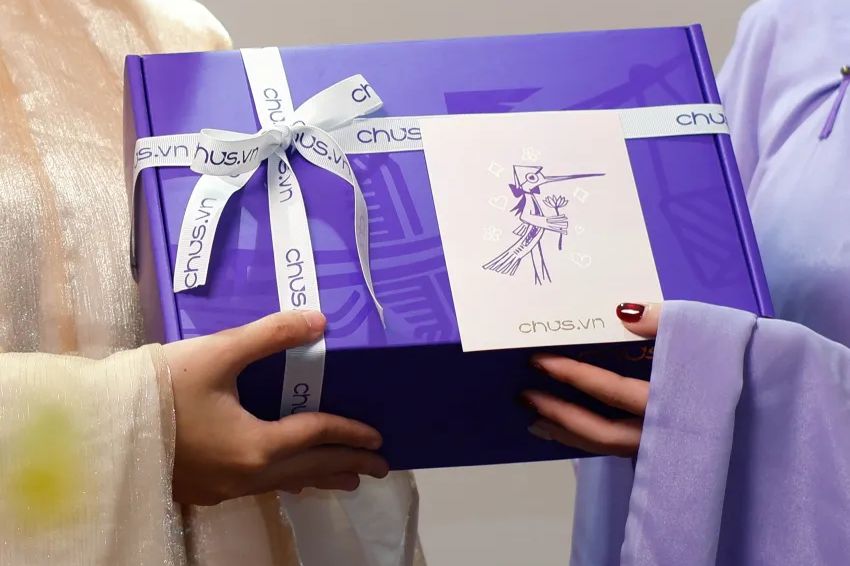 Ảnh 03. Một món quà cho đối tác nước ngoài cần sự chuyên nghiệp, mang theo câu chuyện và không tạo hiểu lầm