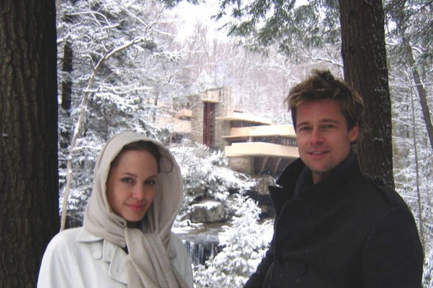 Ảnh 02. Angelina Jolie đã tặng Brad Pitt một thác nước tại Pennsylvania