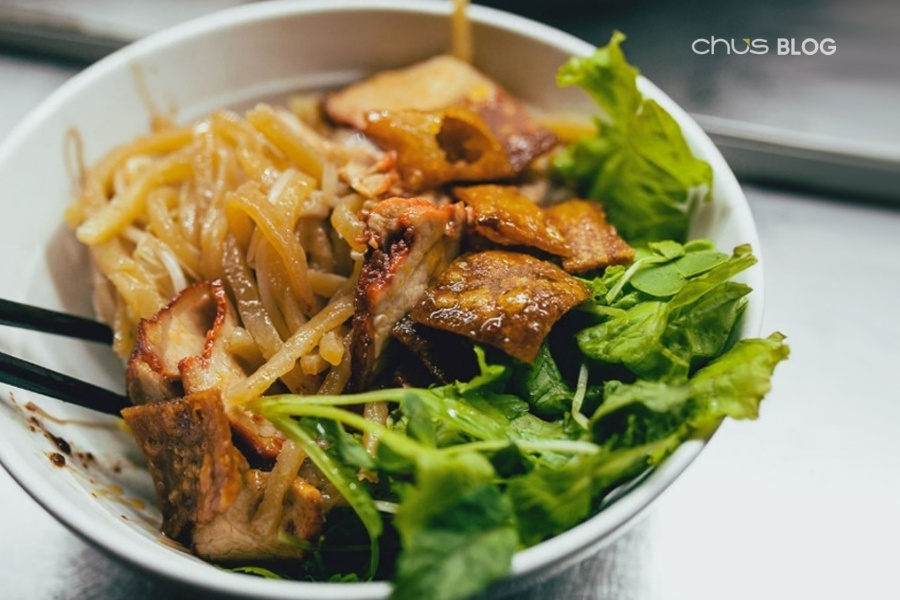 Cao lầu, mì Quảng và bánh mì Phượng - ba món ăn biểu tượng của ẩm thực Hội An
