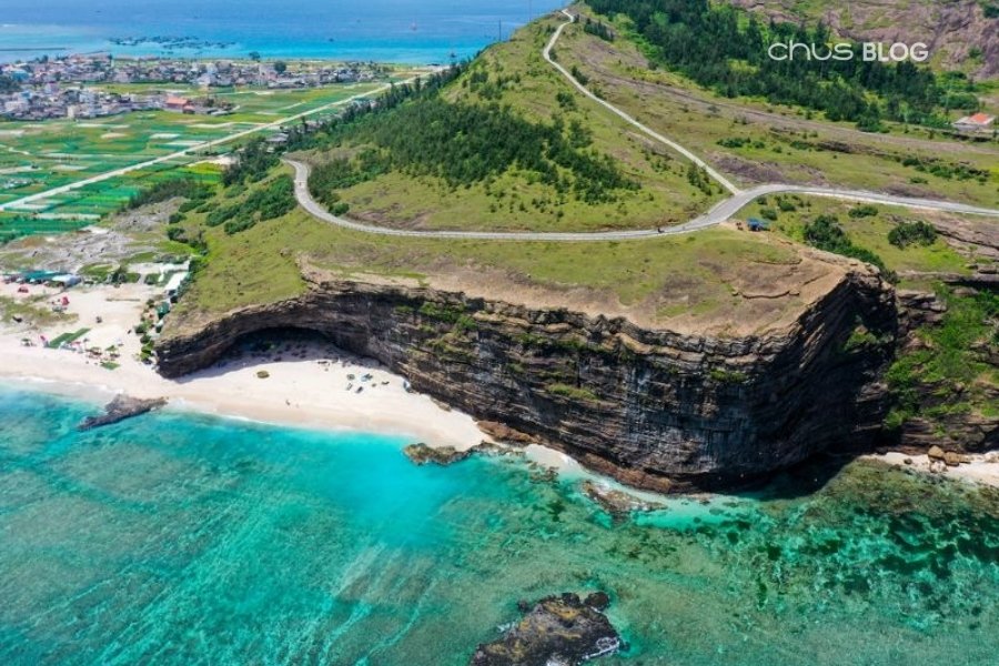 Đặc sản gỏi tỏi và cua Huỳnh Đế - hương vị độc đáo chỉ có tại đảo núi lửa Lý Sơn