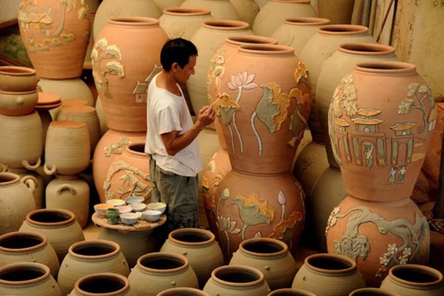 Gốm sứ, gốm Việt Nam, ceramics, Vietnamese ceramics, truyền thống, traditions, làng gốm Bát Tràng, Bat Trang ceramic village  
