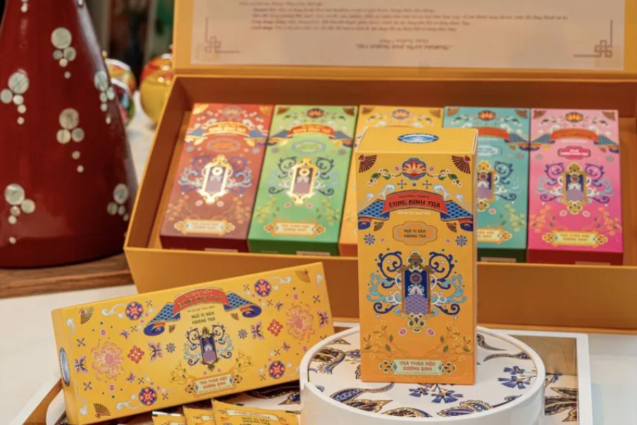 Natural herbal tea as a birthday gift for boyfriend - health care from the heart