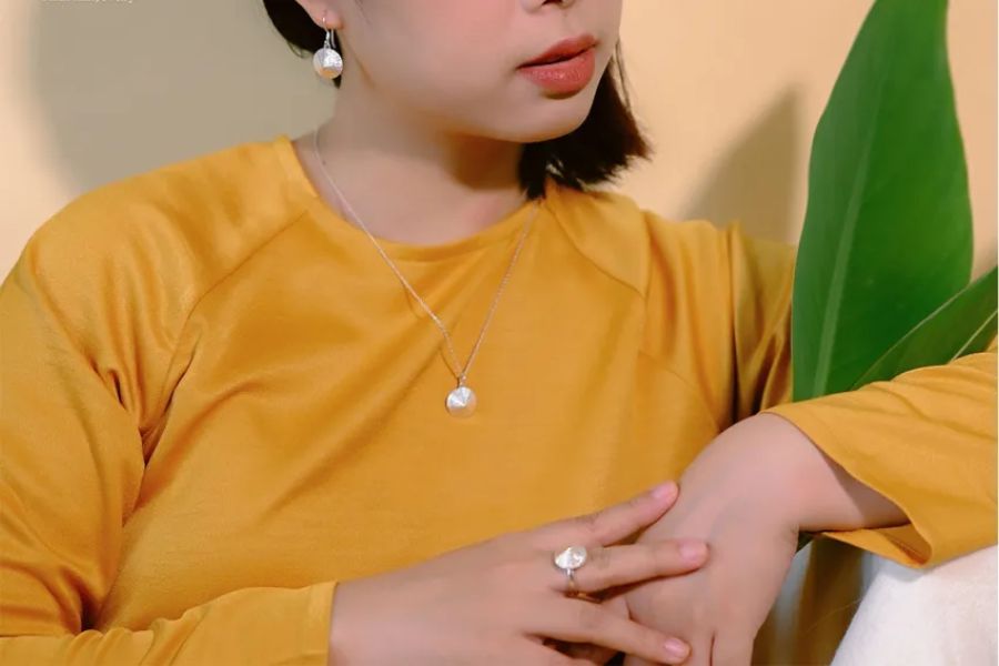 Vietnamese Women's Day gifts represent emotion, honor, and so much more