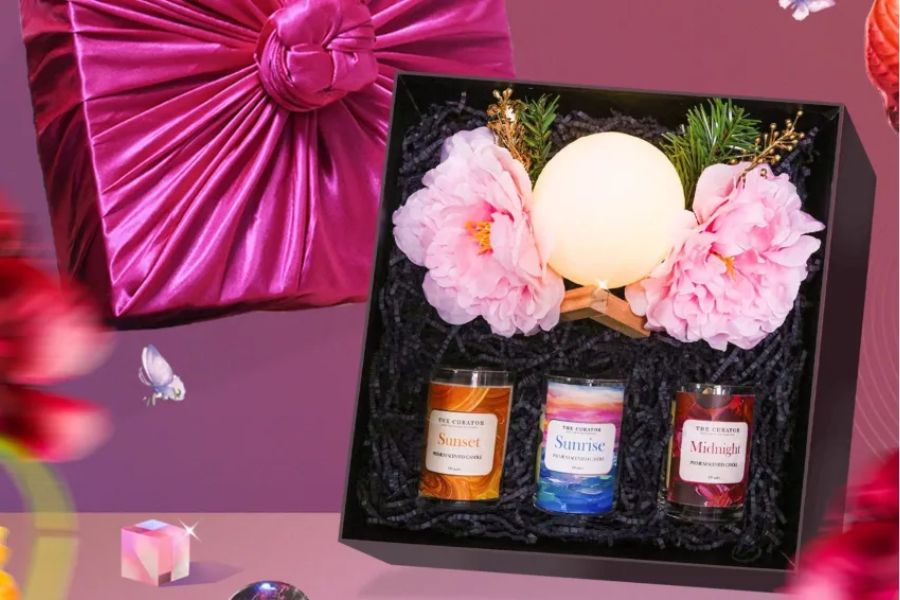 Ảnh 02. Hộp quà 20/11 tặng cô giáo cần thể hiện sự nữ tính và tiện dụng