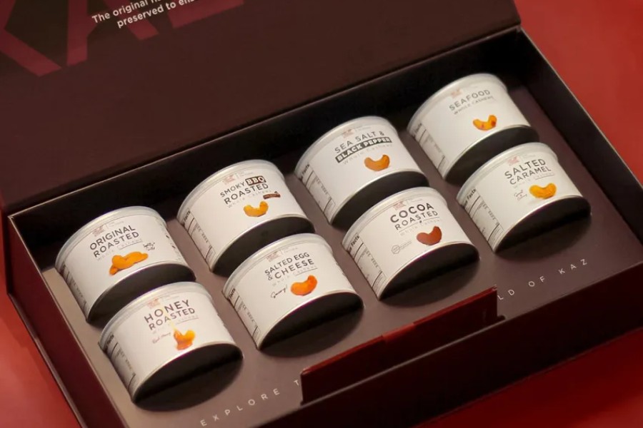 Hộp quà Tinh Hoa Deluxe với sắc đỏ may mắn