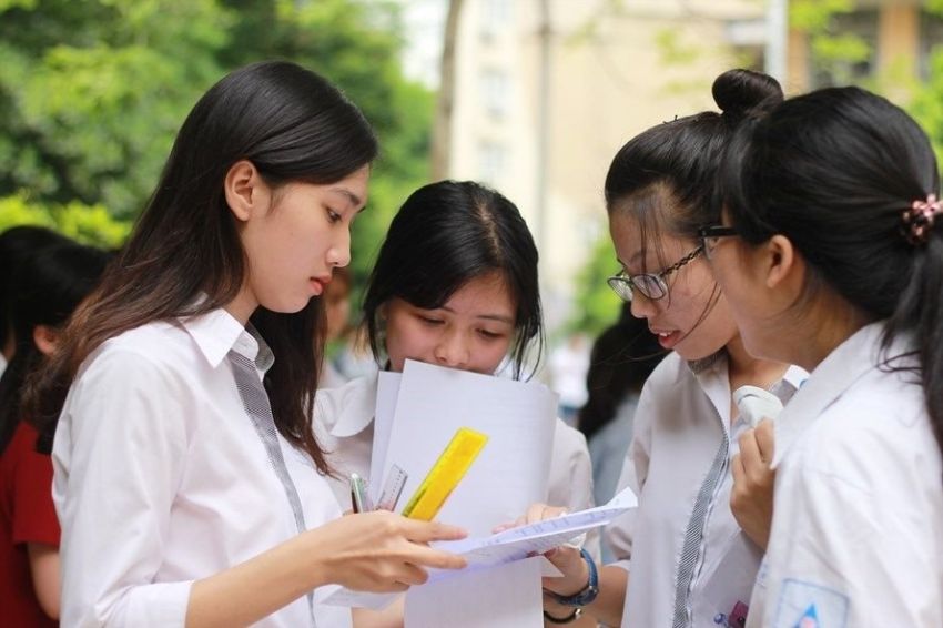 Ảnh 04. Chuẩn bị đầy đủ giấy tờ tham dự kỳ thi THPT Quốc gia để tránh rủi ro ngày thi
