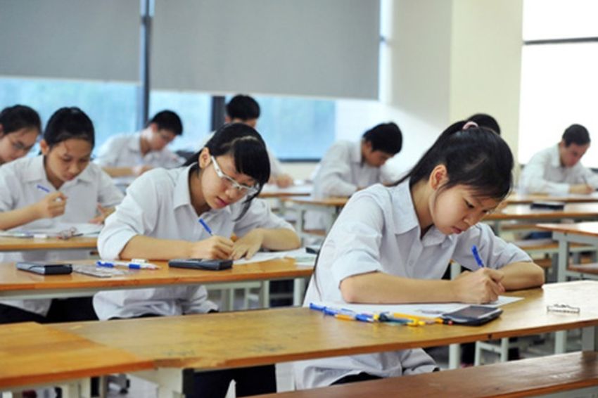 Ảnh 06. Thí sinh cần tuân thủ quy định về trang phục và thời gian trong ngày thi