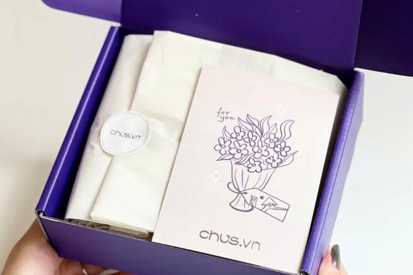 Send gifts to mom, with a bit of love through wishes and cards