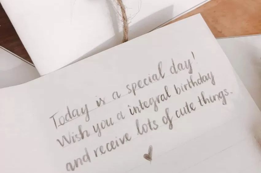 Light, cheerful birthday texts for friends