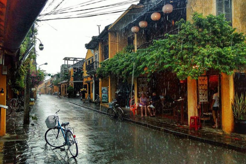 i5. Start preparing early - don't wait until you're caught in Vietnam's first major storm