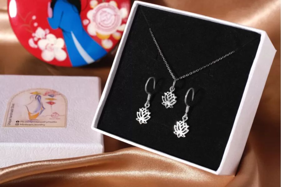 Hoi An silver jewelry – souvenirs preserving traditional Vietnamese values