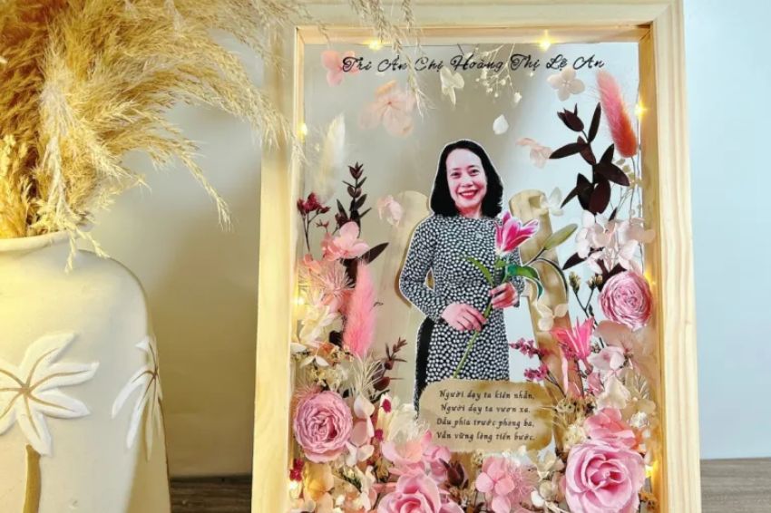 Image 05. Beautiful tribute gifts that bosses can treasure for years to come