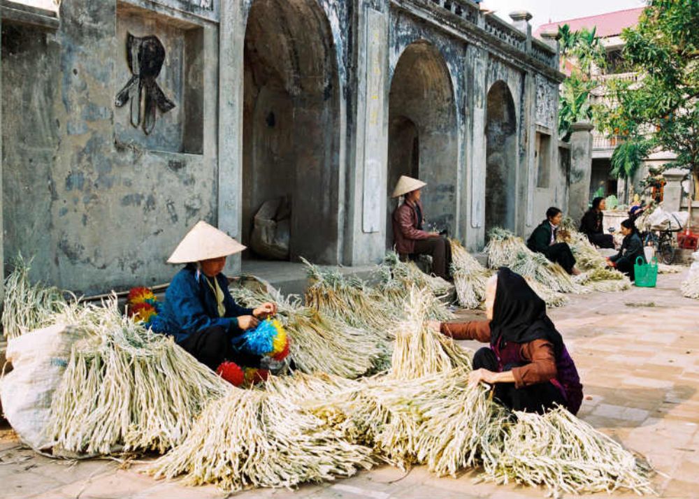 2  làm nón lá thủ công