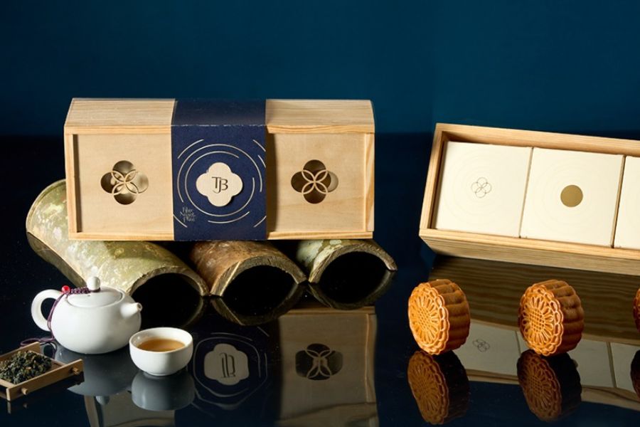 Modern businesses always prioritize transparency when purchasing seasonal gifts