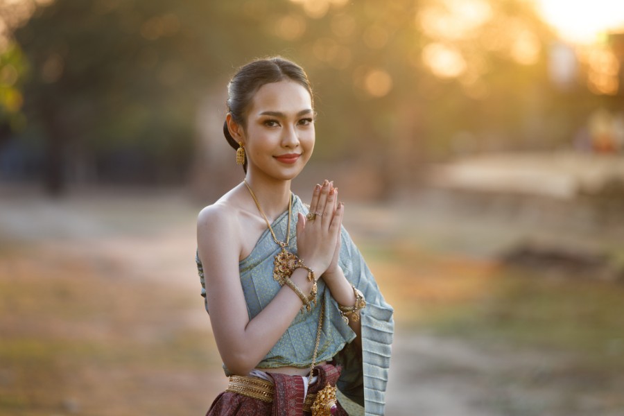 Thai people marvel at Vietnamese handicraft artistry