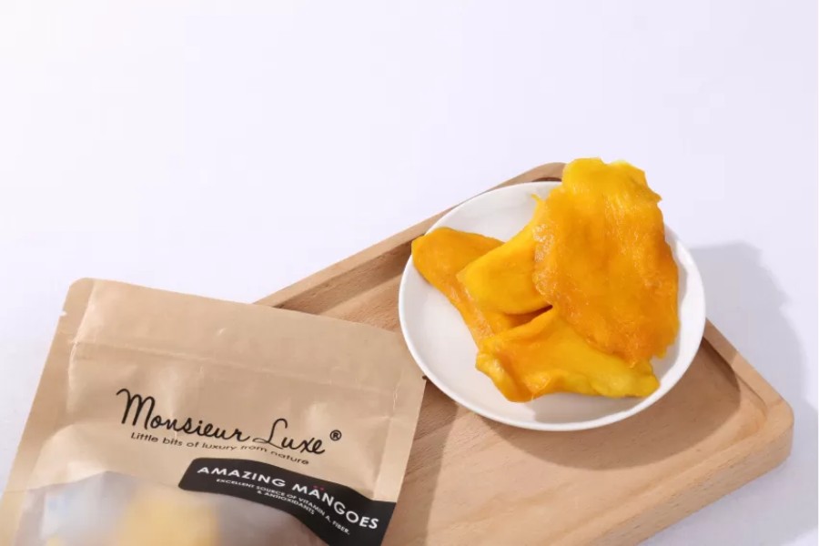 Healthy Vietnamese snacks - tropical flavors in every piece of dried mango and cashew