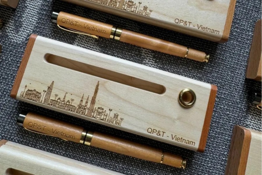 Handmade wood bamboo items - refinement from Vietnamese artisans' hands