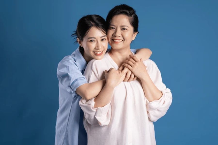 A meaningful birthday gift is the perfect way to express love and appreciation for mom