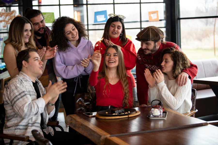 Team work makes the dream work: Group gifts = split costs + increase team unity