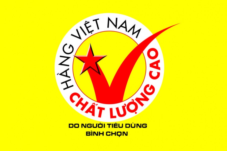Young Vietnamese consumers proudly choosing domestic products