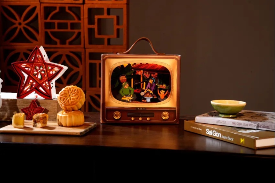 Hộp quà hình TV cổ - khi sự hoài niệm gặp sáng tạo hiện đại