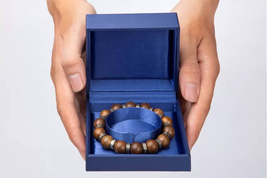 quà tặng doanh nghiệp, corporate gift, vòng tay phối charm, mix-geometric charm bracelet