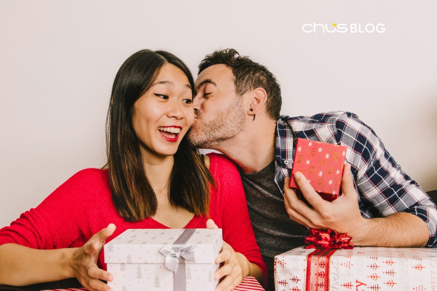Mỗi món quà đều chứa đựng một câu chuyện và tình cảm riêng