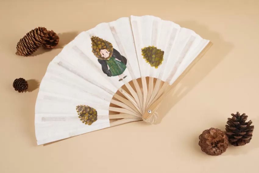 Image 04. Handcrafted hand-painted fans with unique designs that both cool and create a fashion statement