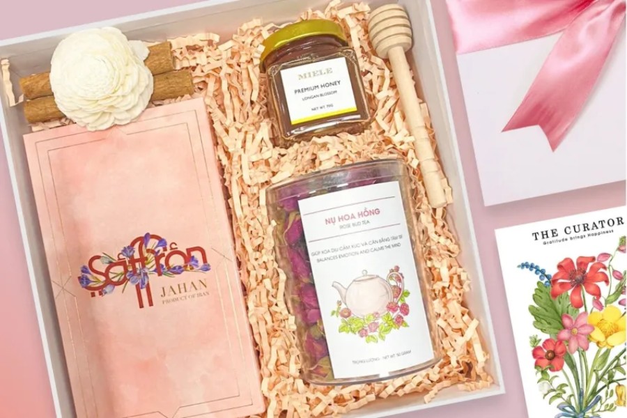 Precious saffron adding color to healthy and radiant living