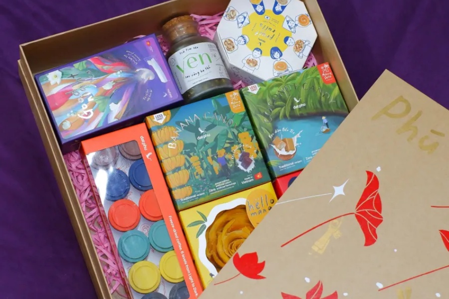 Nghệ thuật kể chuyện qua từng chi tiết thủ công