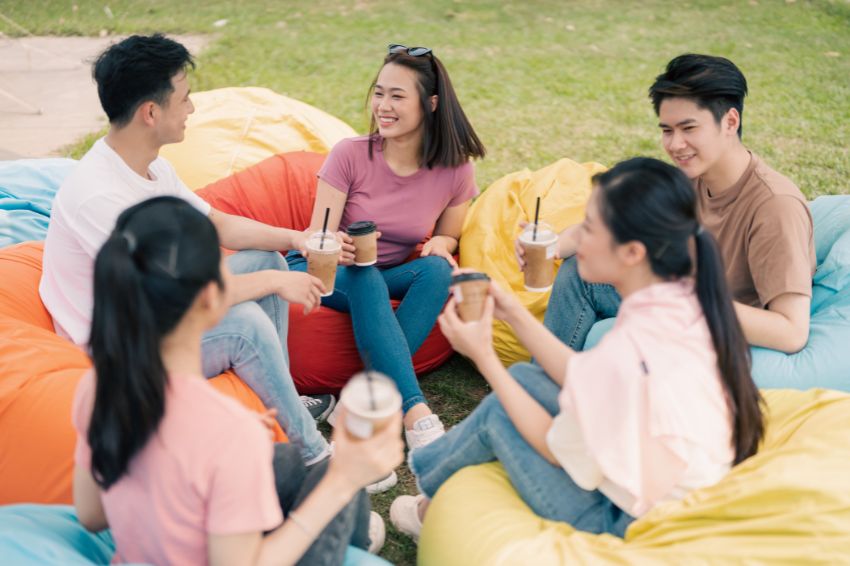 Tặng quà sinh nhật cho người mới quen cần xem xét cẩn thận mối quan hệ và đặc điểm tính cách