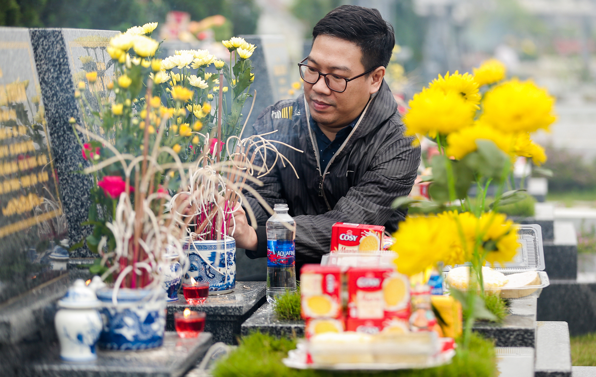 Tảo mộ là hoạt động quan trọng nhất trong ngày Thanh Minh 