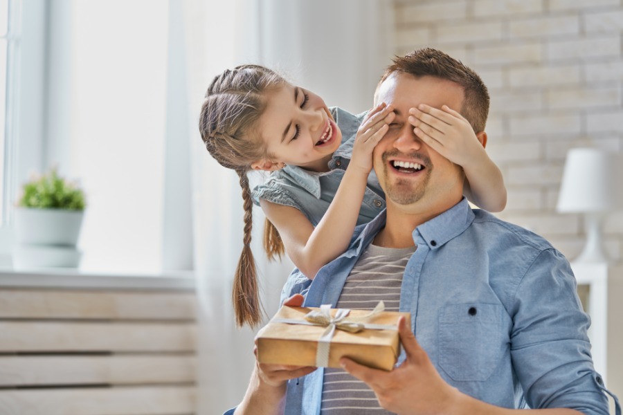 Thiết kế tối giản cho bố - Đơn giản nhưng đầy nghĩa tình