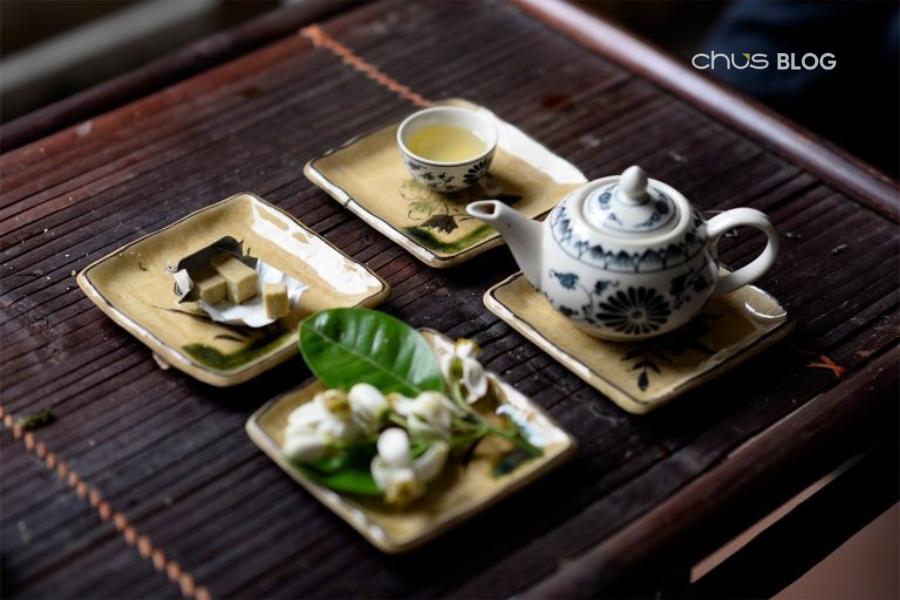 Trà Việt Nam thanh tao từ sen Hồ Tây đến atiso Đà Lạt - món quà sức khỏe đầy ý nghĩa văn hóa.